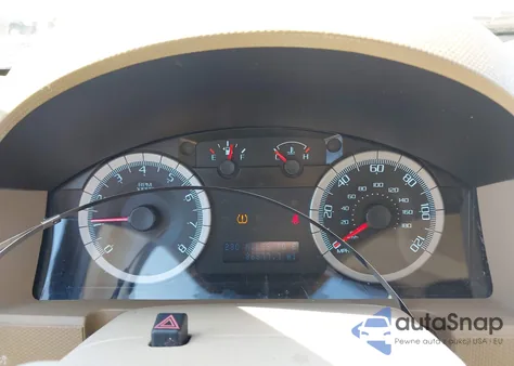 2010 Ford Escape Limited из США, поврежденный, VIN 1FMCU0EG9AKA03388